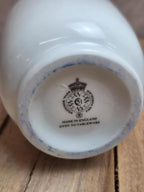 Cuiseur à œuf en porcelaine Royal Worcester blanc avec couvercle – Made in England