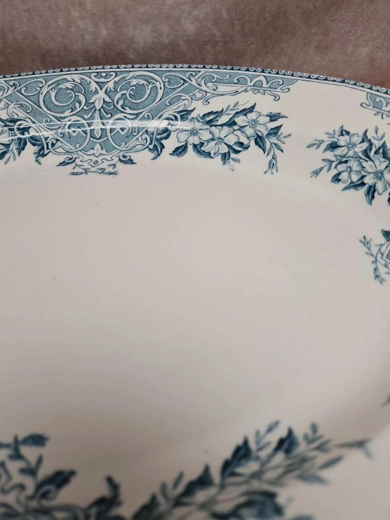 Plat ovale ancien terre de fer Alice Boch Frères Keramis Bkf décor bleu Art Nouveau