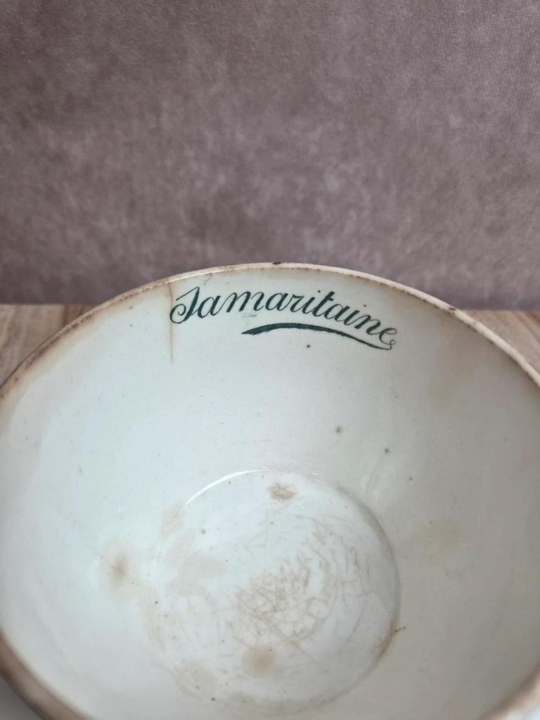 Tasse à chocolat Longwy La Samaritaine modèle Rose ancienne