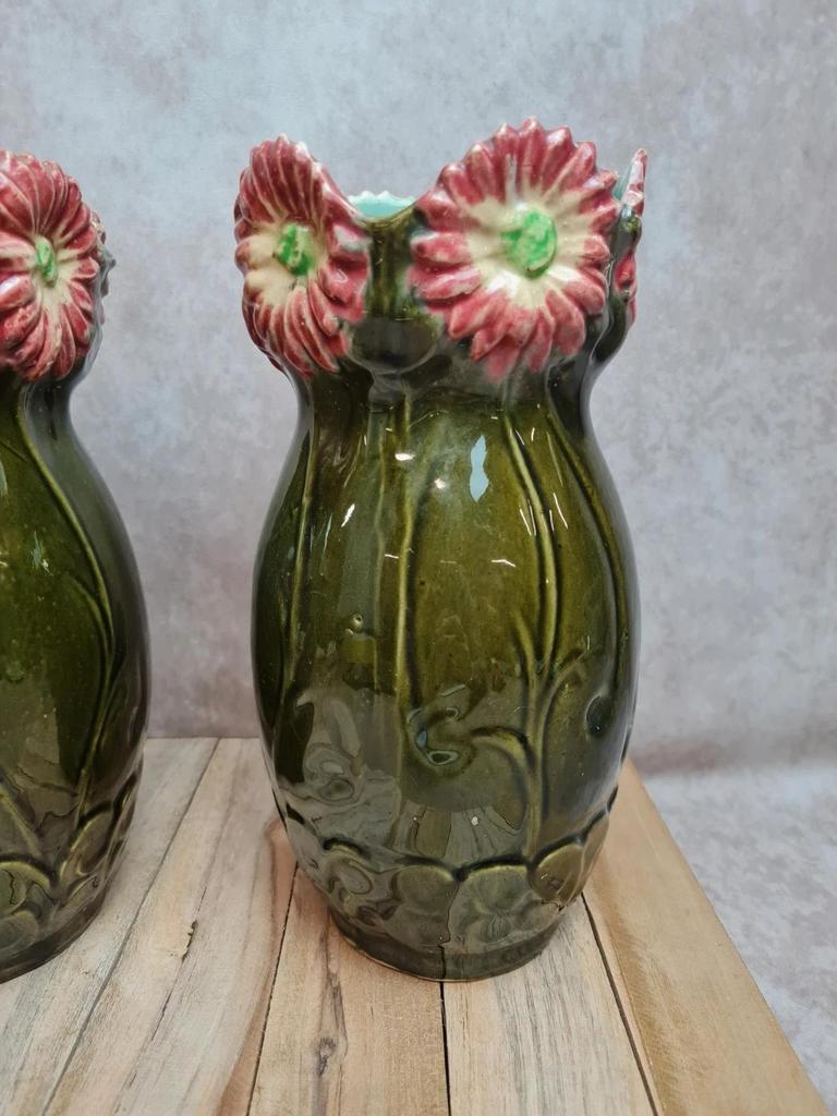 Paire de vases barbotine Francis Masse, Desvres, céramique verte fleurs Art nouveau