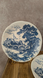 2 assiettes anciennes Gien décor bleu Bp motif paysage