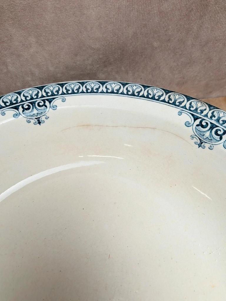 Plat creux Terre de Fer St Amand modèle Andrinople