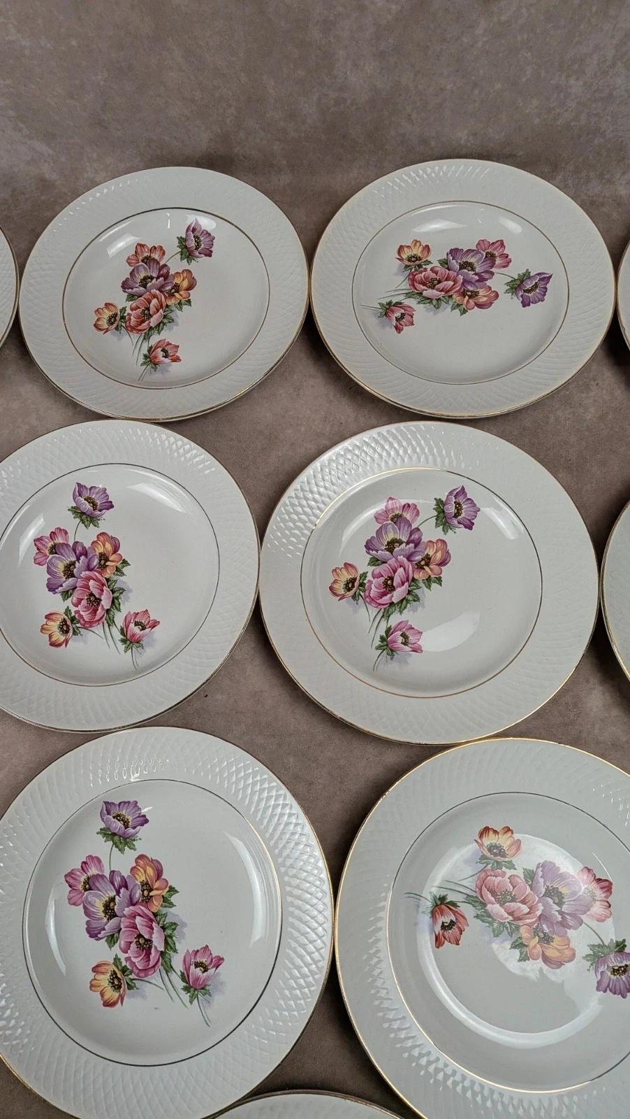 Lot de 11 assiettes creuses Trieste – Moulin des Loups