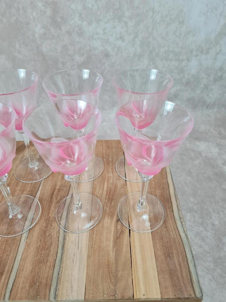 Lot de 8 verres à vin Crystal d’arques – dégradé rose vintage 🌸