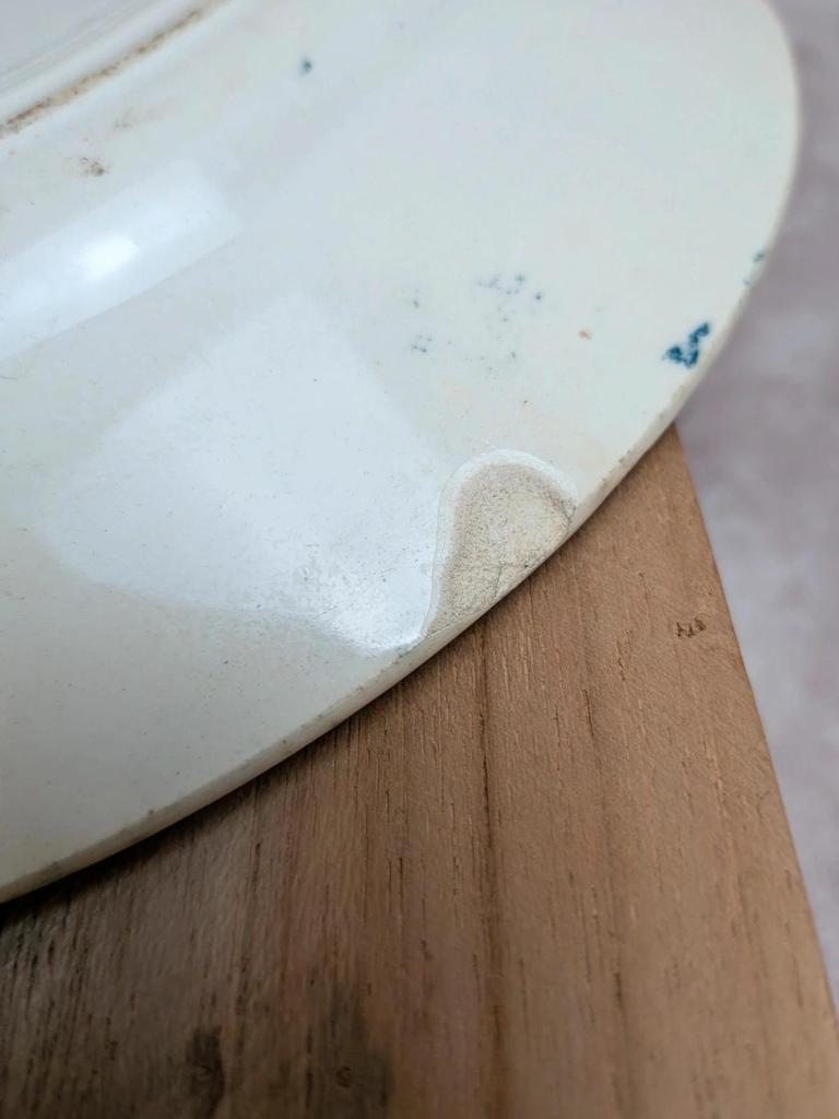 Lot de 3 assiettes plates en terre de fer Debray – Service Guadeloupe