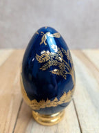 Œuf décoratif Franklin Mint dame victorienne bleu cobalt doré