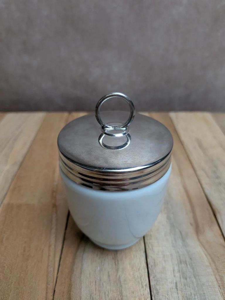 Coquetier cuiseur à œuf Royal Worcester porcelaine anglaise