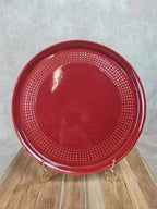 Grand plat à gâteau rouge ancien – motif quadrillé – attribué à Saint - clément 🍒