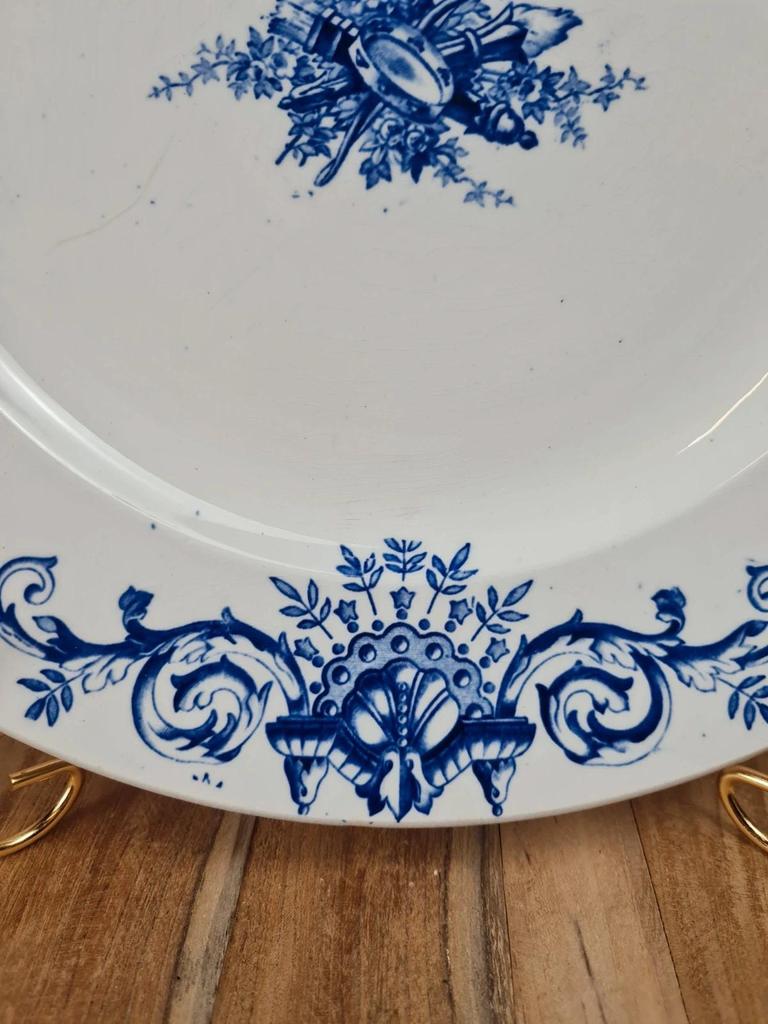 Grand plat ancien Kg Lunéville, décor bleu floral