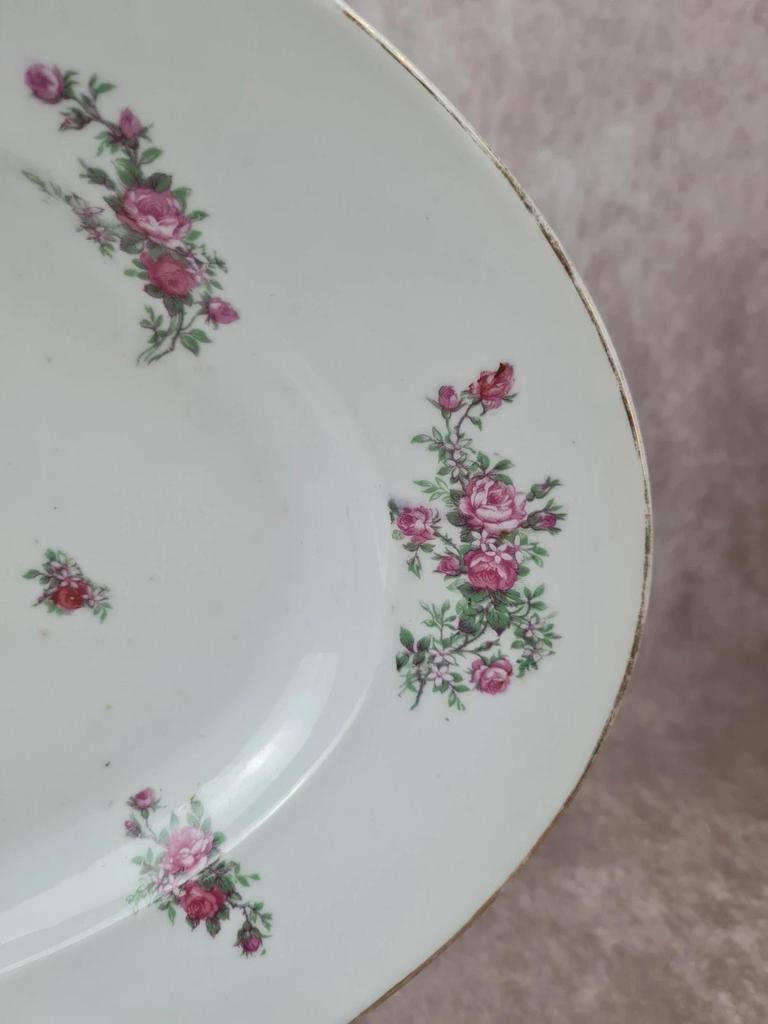 🌹 Grand plat ovale en porcelaine décor fleurs anciennes