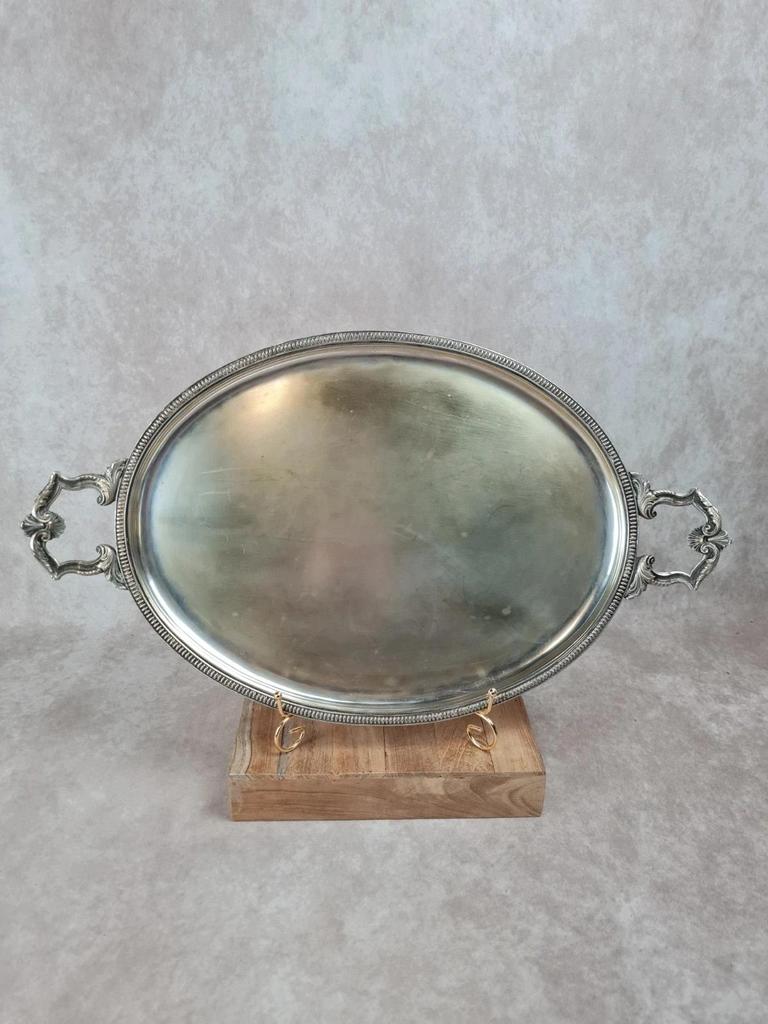Grand plateau ancien en métal argenté, style rococo à poignées ouvragées