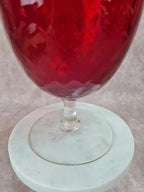 Grand vase en verre rubis sur pied – Empoli, Italie 🌹