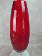 Grand vase en verre rubis sur pied – Empoli, Italie 🌹