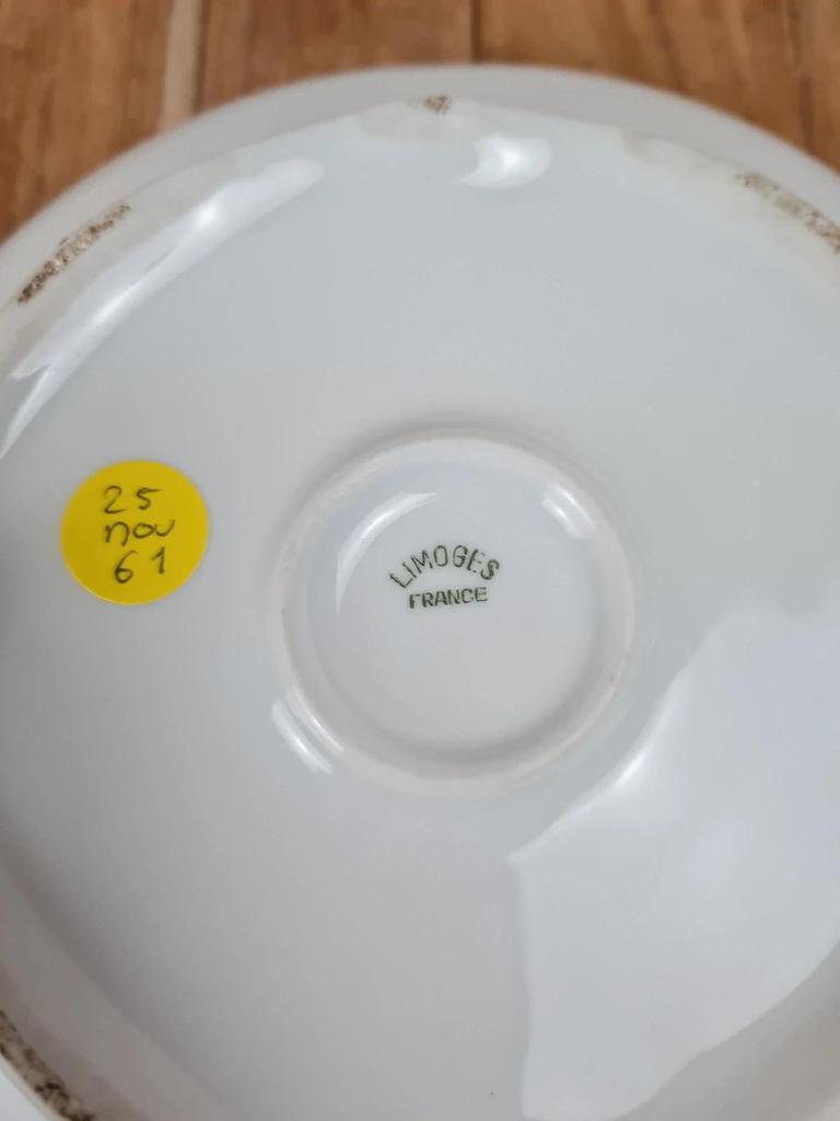 Grande boîte en porcelaine de Limoges décor Fragonard 💖