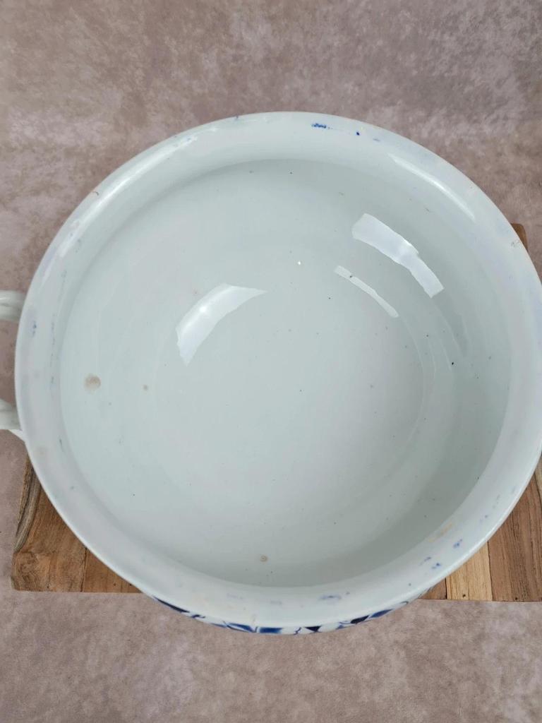 Grande soupière ancienne Creil & Montereau – Modèle Flora