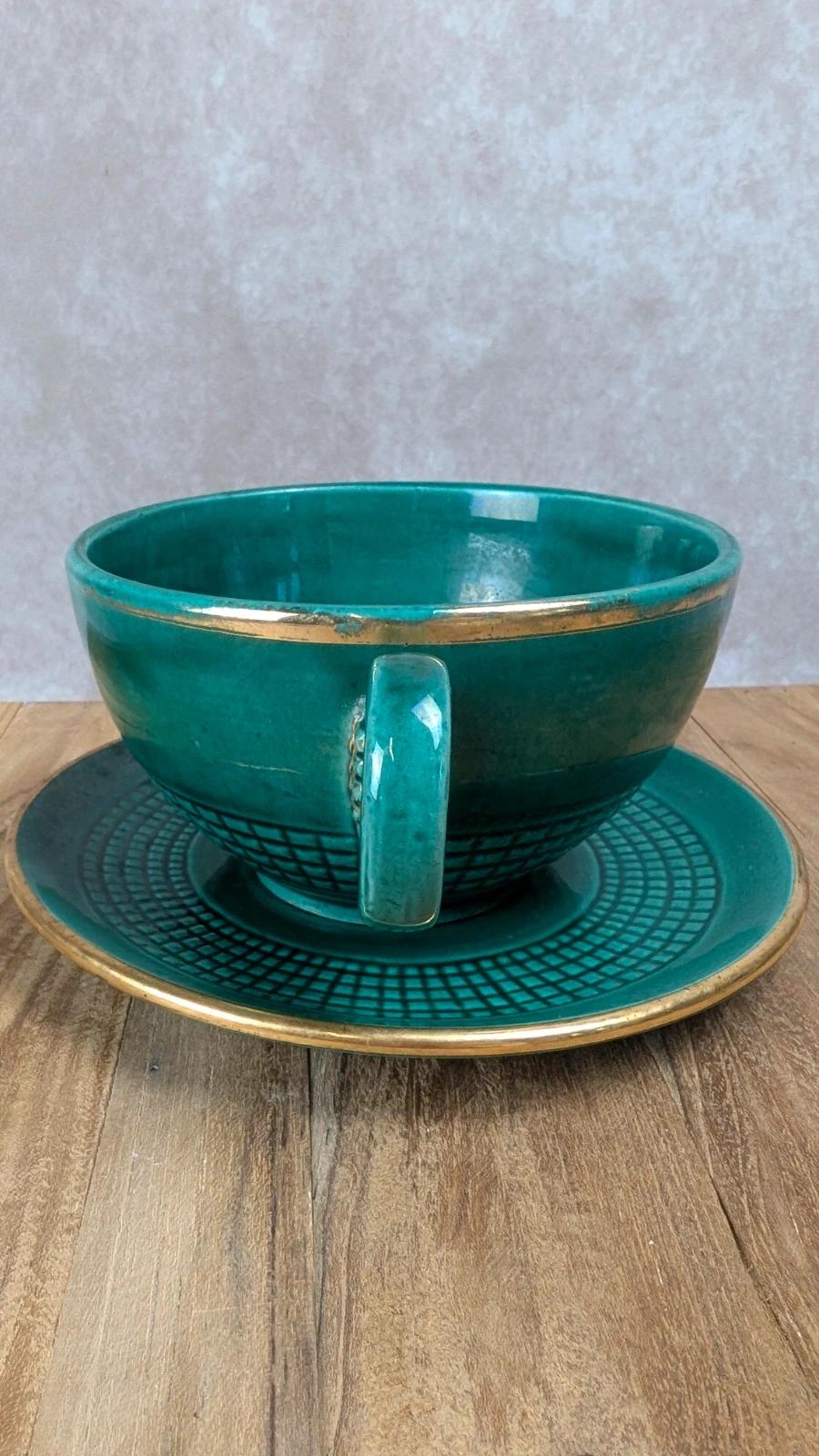 Grande tasse vintage Saint - clément + sous - tasse verte