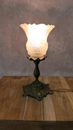 Lampe à poser Art Nouveau « tulipe » en bronze & verre opalin