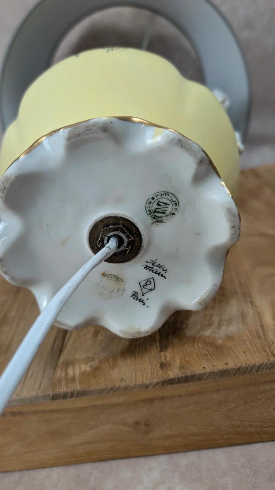 Lampe ancienne en porcelaine de Limoges Lucien Michelaud – décor main signé J. François