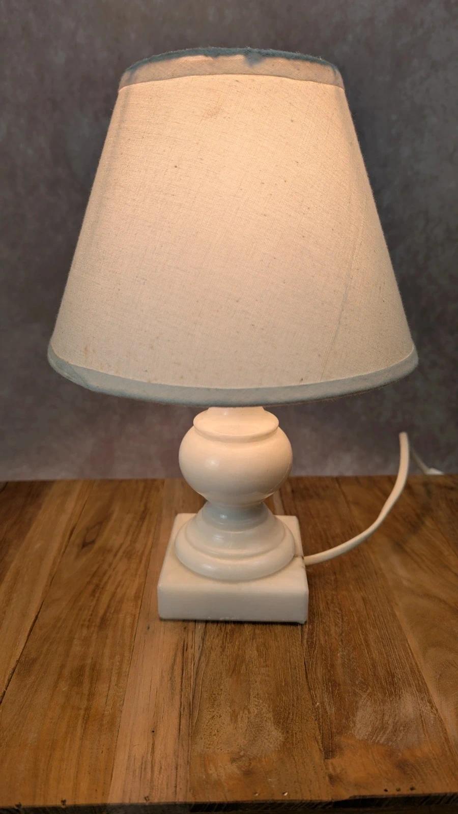Lampe vintage en albâtre