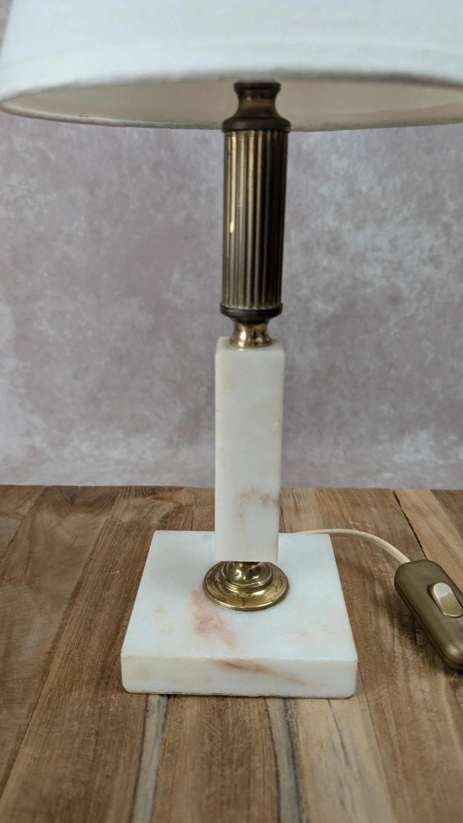 Lampe vintage en albâtre & laiton – élégance classique