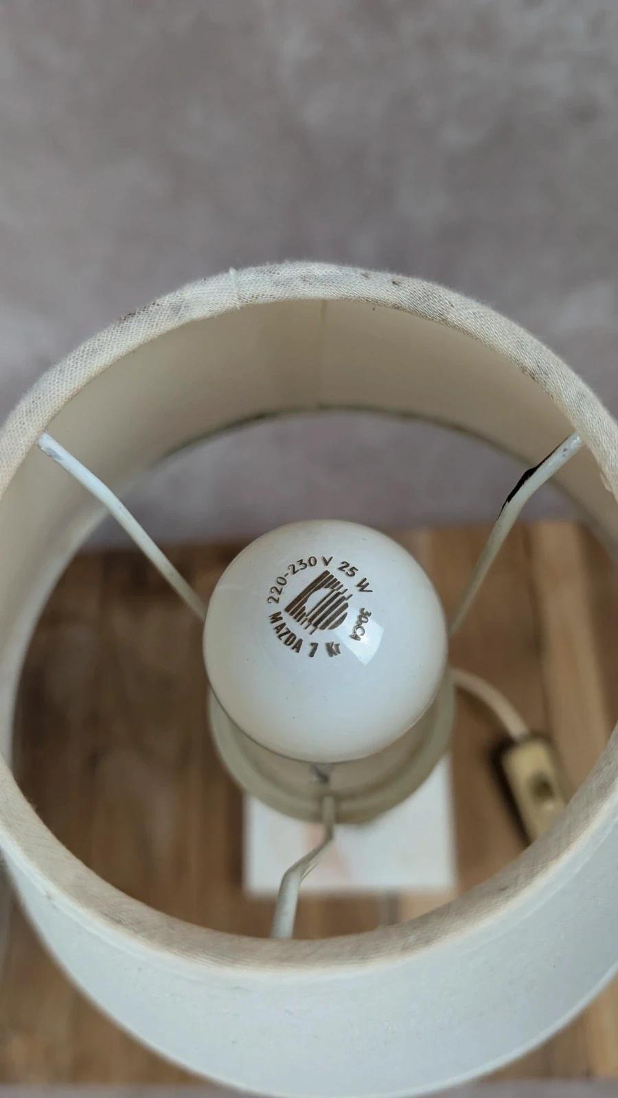 Lampe vintage en albâtre & laiton – élégance classique