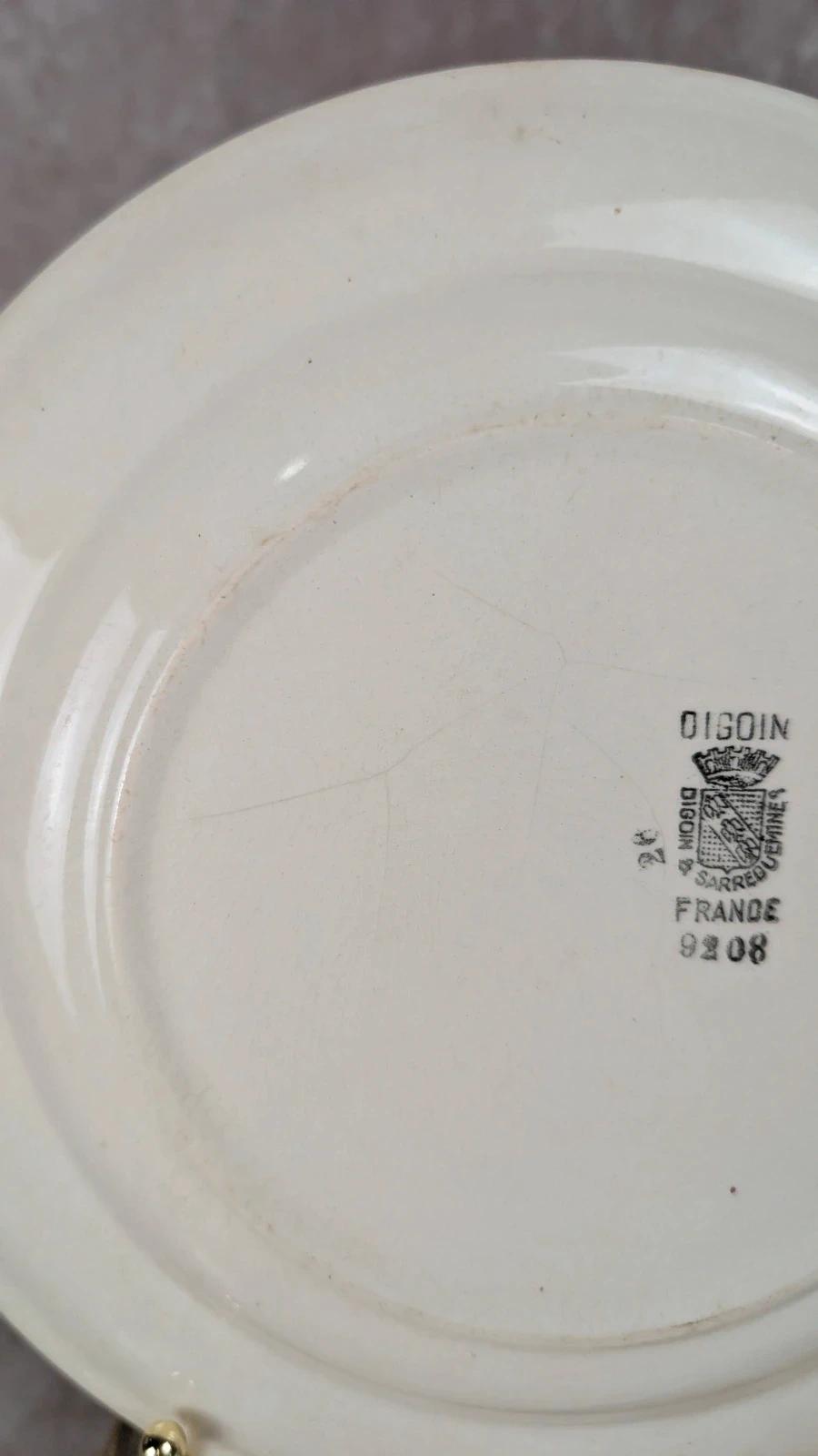 Lot 6 assiettes terre de fer Digoin Sarreguemines