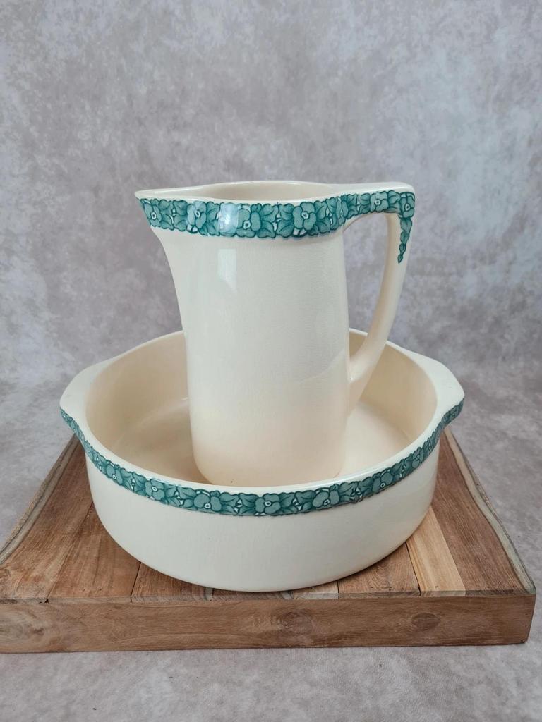 Lot ancien Villeroy & Boch – Pichet & grande bassine assortie