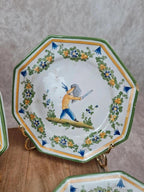 Lot de 12 petites assiettes anciennes Alfred Renoleau, décors différents