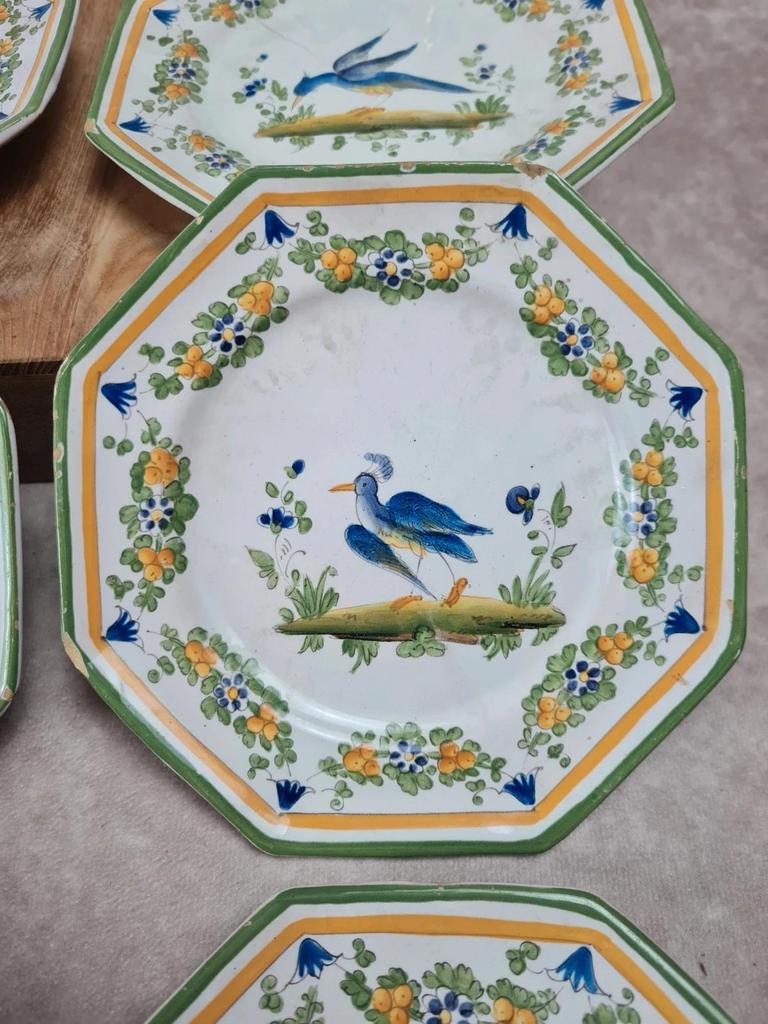 Lot de 12 petites assiettes anciennes Alfred Renoleau, décors différents