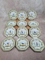 Lot de 12 petites assiettes anciennes Alfred Renoleau, décors différents