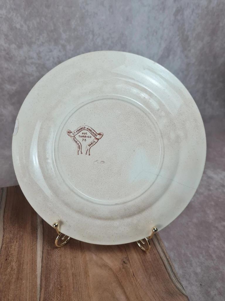 Lot de 2 assiettes anciennes Terre de Fer – Cie Franco - anglaise Paris