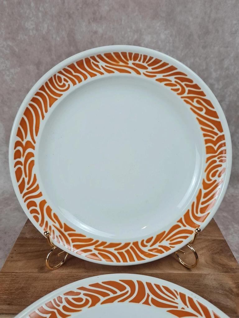 Lot de 2 assiettes plates Sarreguemines décor orange vintage