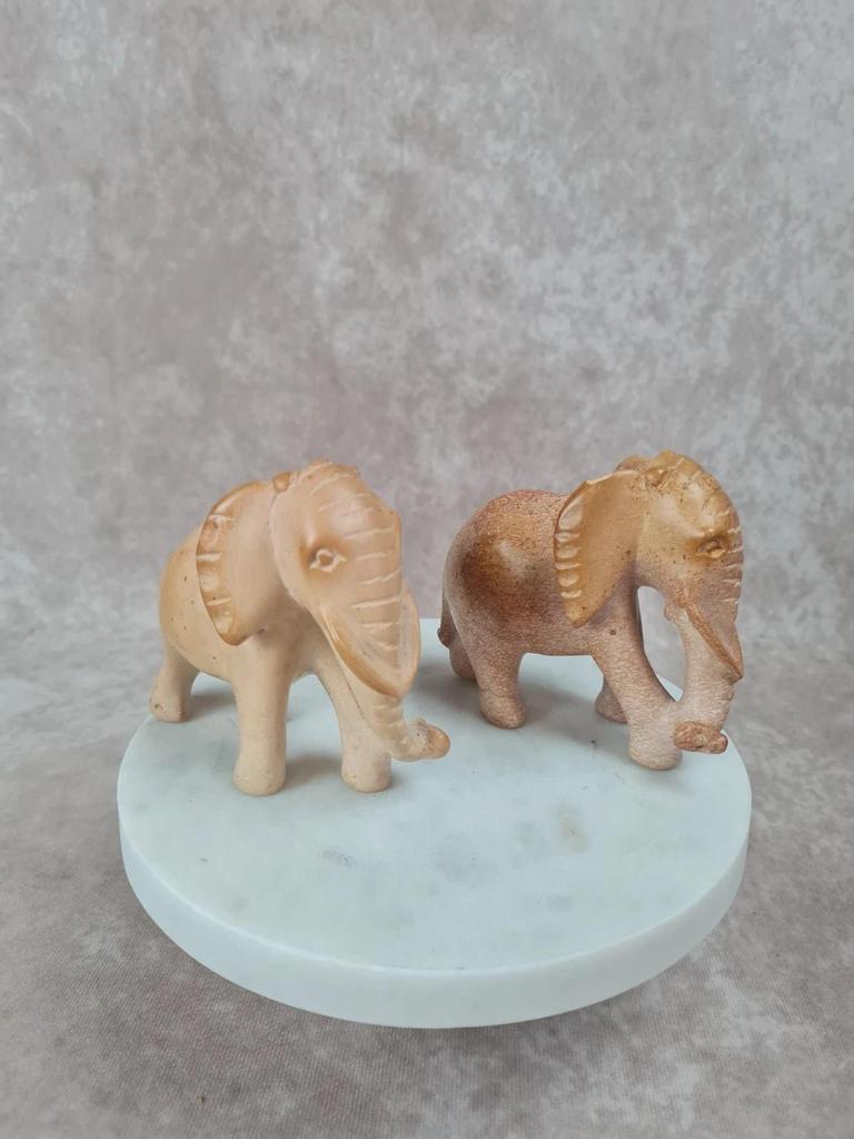 🐘 Lot de 2 éléphants sculptés en pierre – déco artisanale