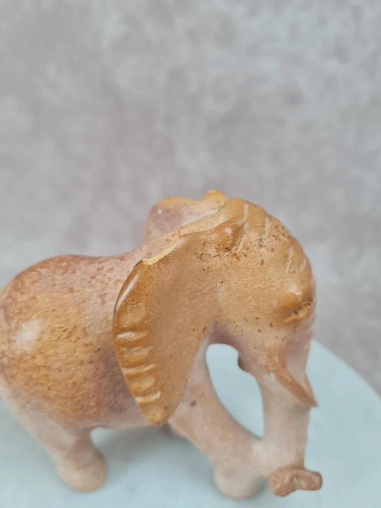 🐘 Lot de 2 éléphants sculptés en pierre – déco artisanale