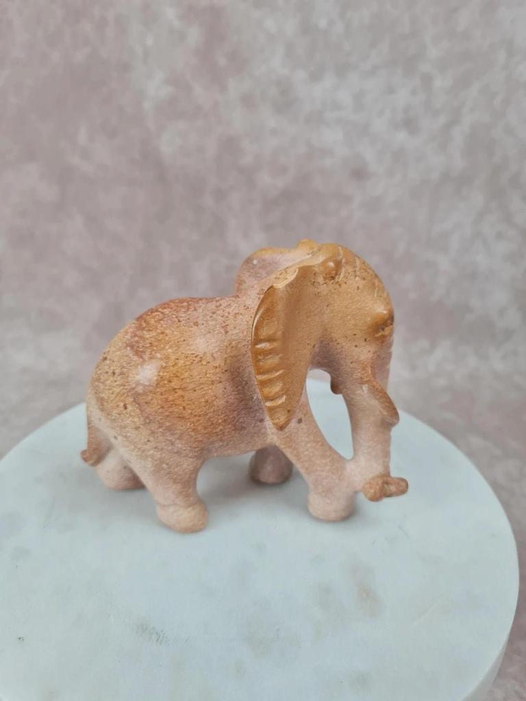 🐘 Lot de 2 éléphants sculptés en pierre – déco artisanale