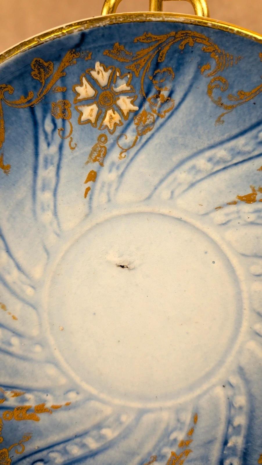 Lot de 2 soucoupes anciennes Kg Luneville – décor bleu & or