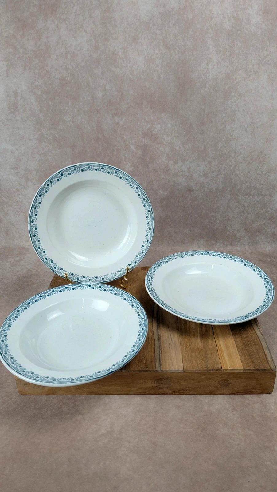 Lot de 3 assiettes creuses Orléans Sarreguemines & Digoin