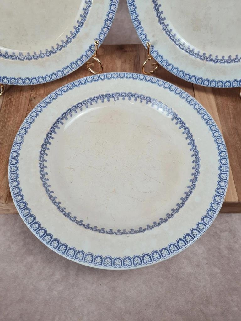 Lot de 3 grandes assiettes anciennes, W. Adams & Sons, décor Etruscan Border, Ère Victorienne