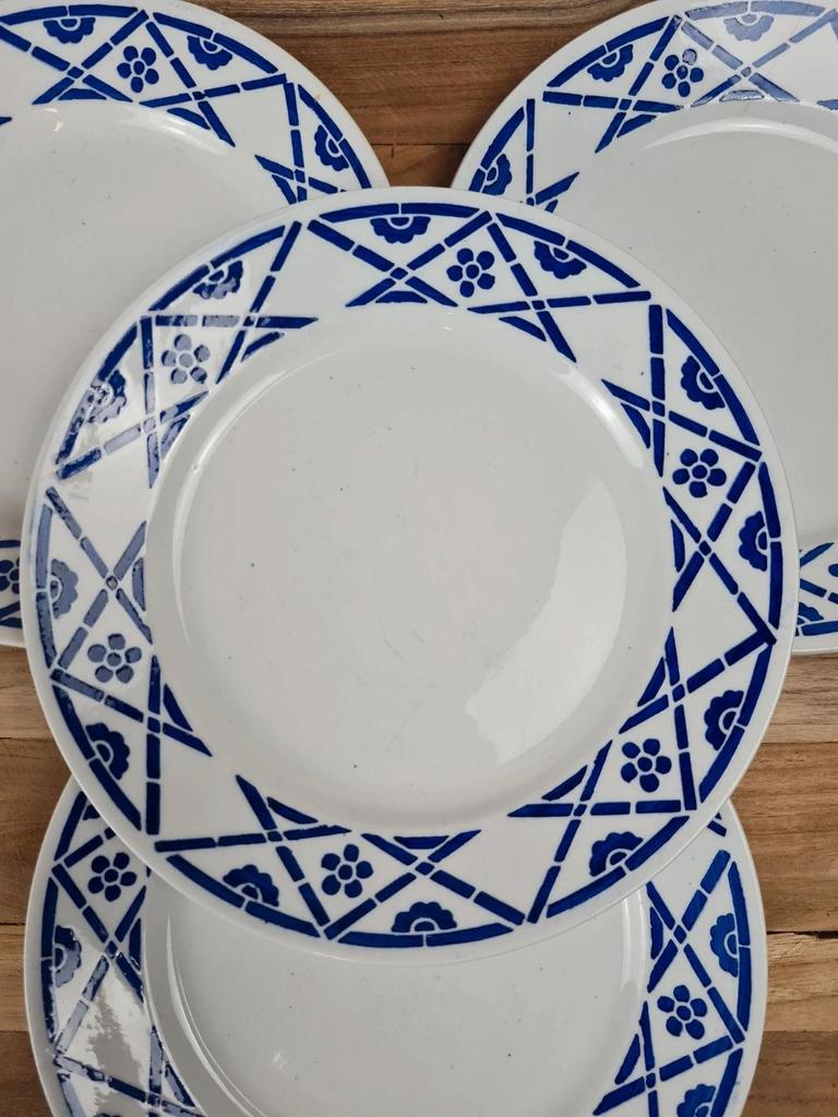 Lot de 4 assiettes à dessert Kg Lunéville – Modèle Lucien