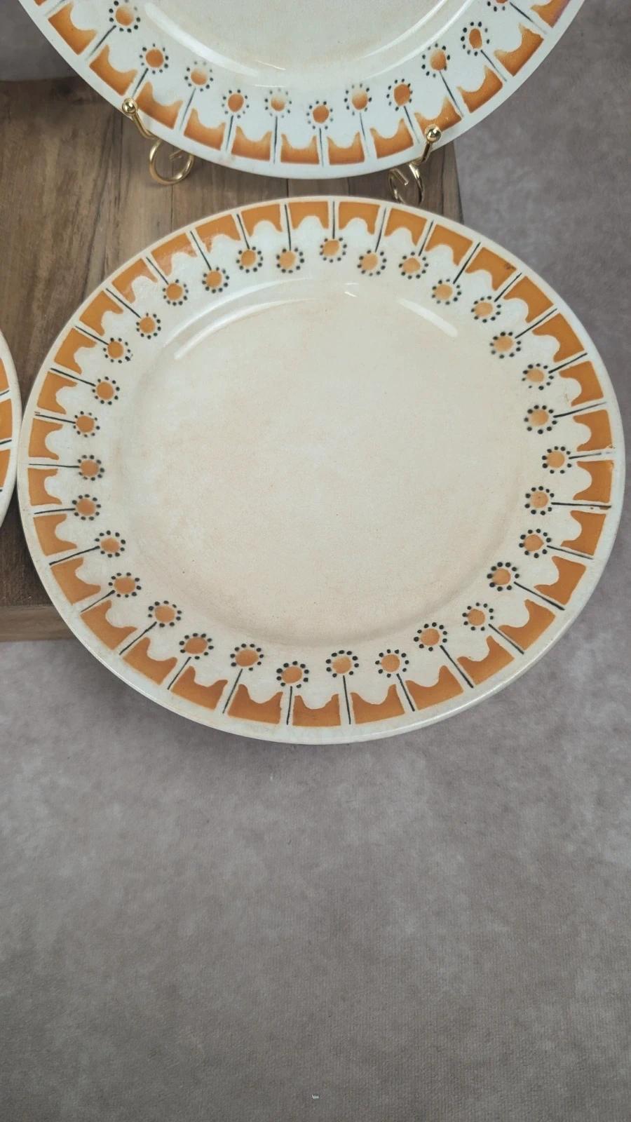 Lot de 4 assiettes Badonviller France – modèle Radio