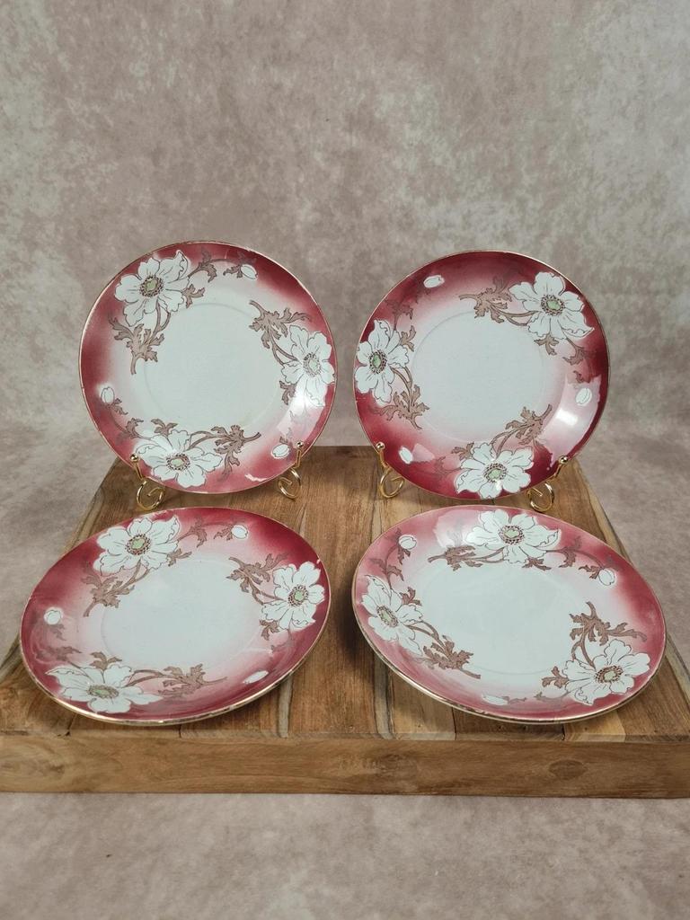 Lot de 4 petites assiettes anciennes Lunéville – décor floral rouge Art nouveau
