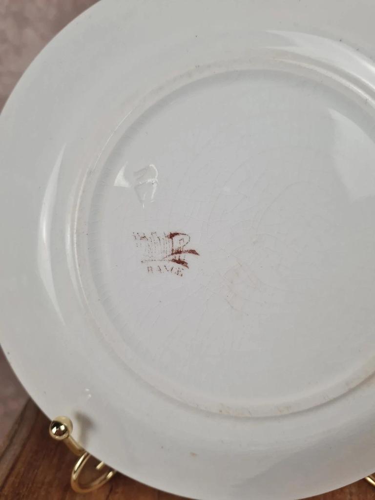 Lot de 4 petites assiettes anciennes Lunéville – décor floral rouge Art nouveau