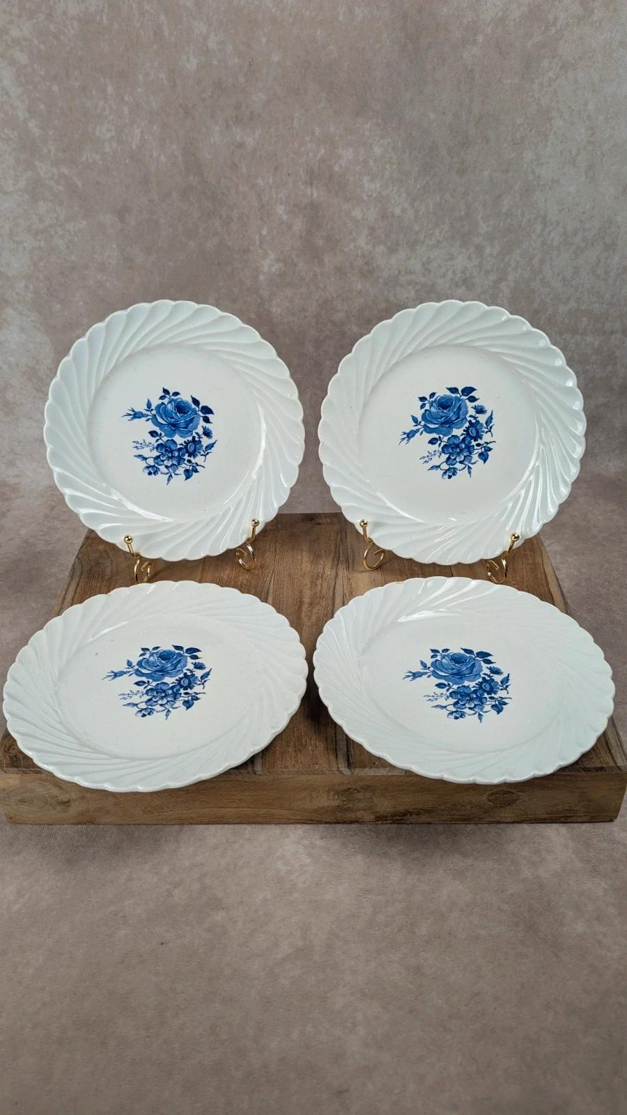 Lot de 4 petites assiettes Kg Lunéville Badonviller – décor fleuri bleu ancien