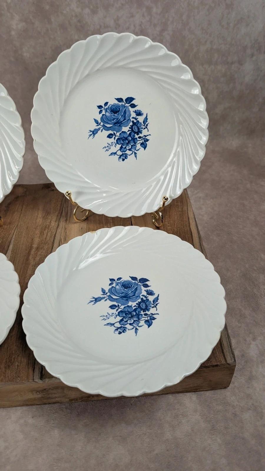 Lot de 4 petites assiettes Kg Lunéville Badonviller – décor fleuri bleu ancien