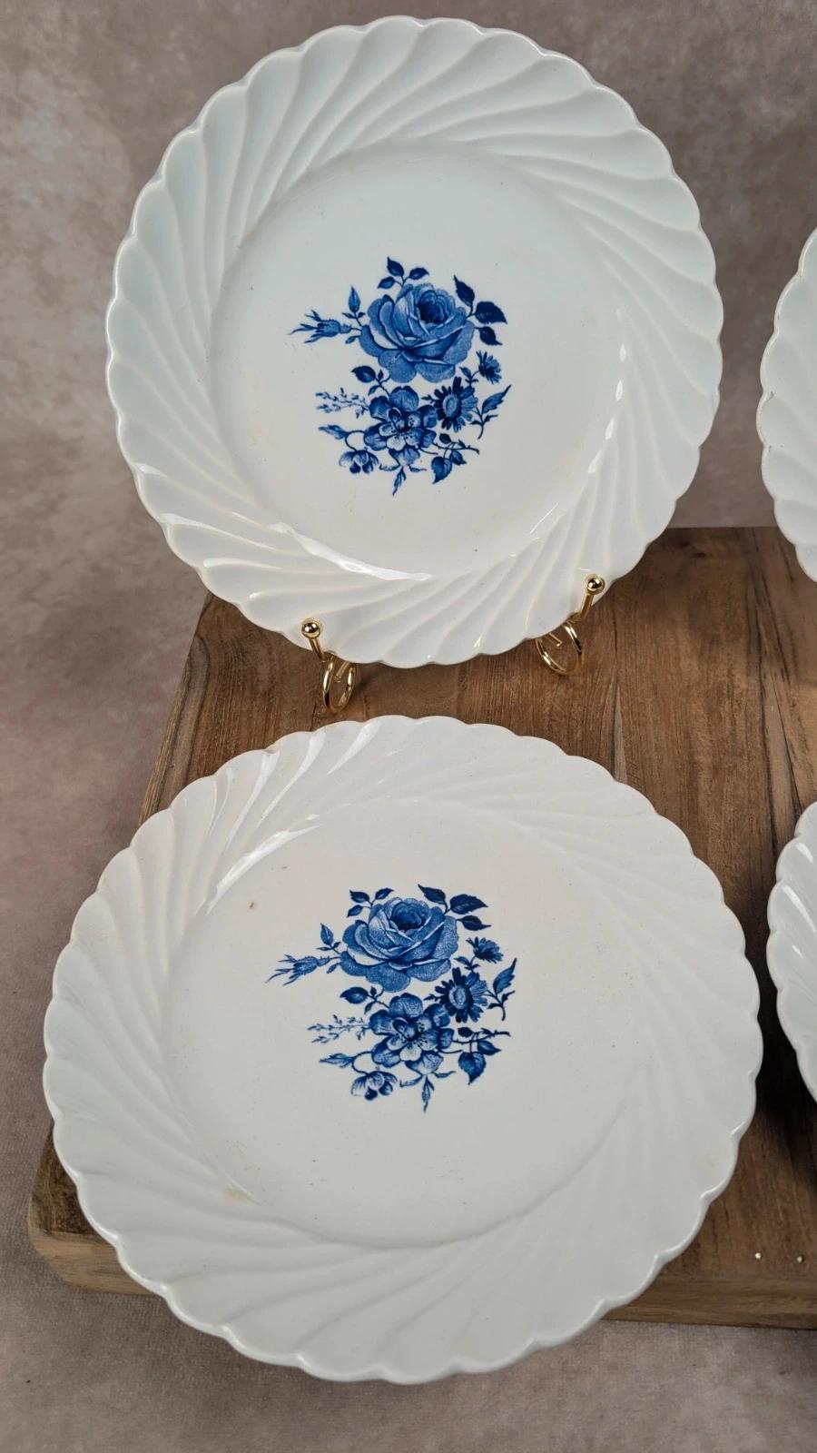 Lot de 4 petites assiettes Kg Lunéville Badonviller – décor fleuri bleu ancien
