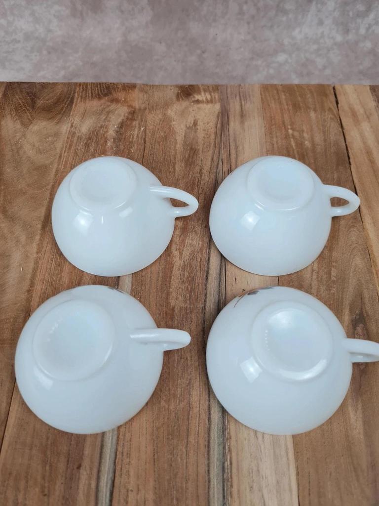 Lot de 4 tasses à expresso vintage Arcopal avec soucoupes 🍂