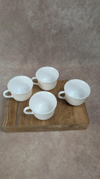 Lot de 4 tasses Arcopal vintage motif roses