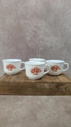 Lot de 4 tasses Arcopal vintage motif roses