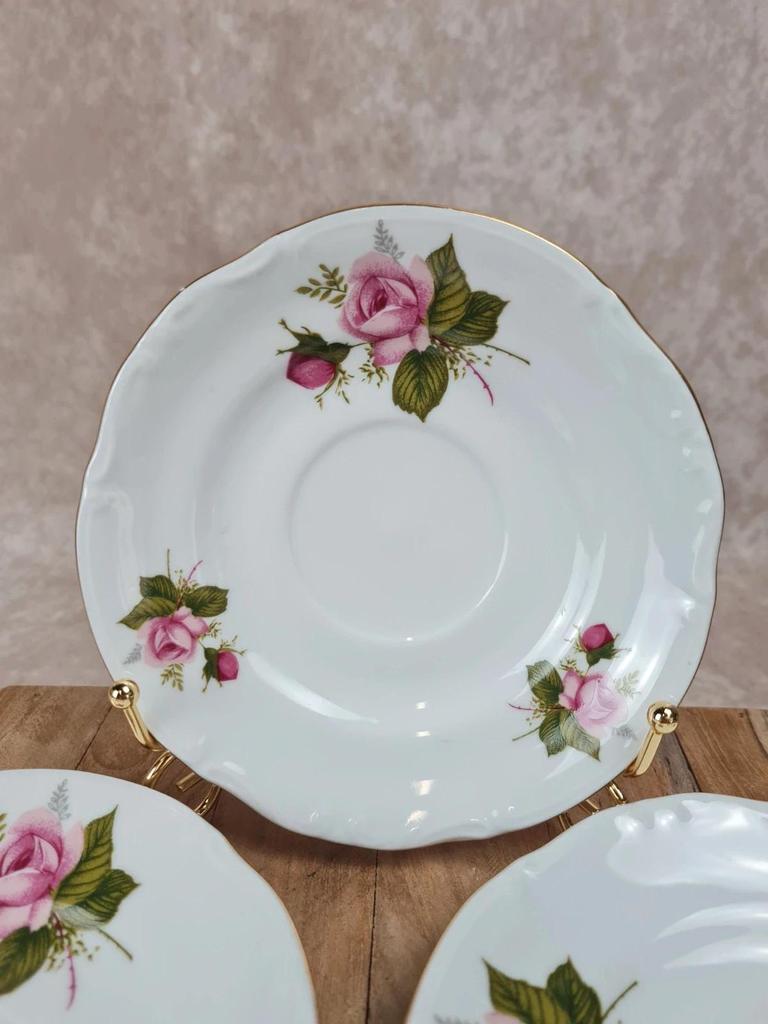 🌹 Lot de 6 coupelles vintage décor roses – porcelaine blanche et liseré doré