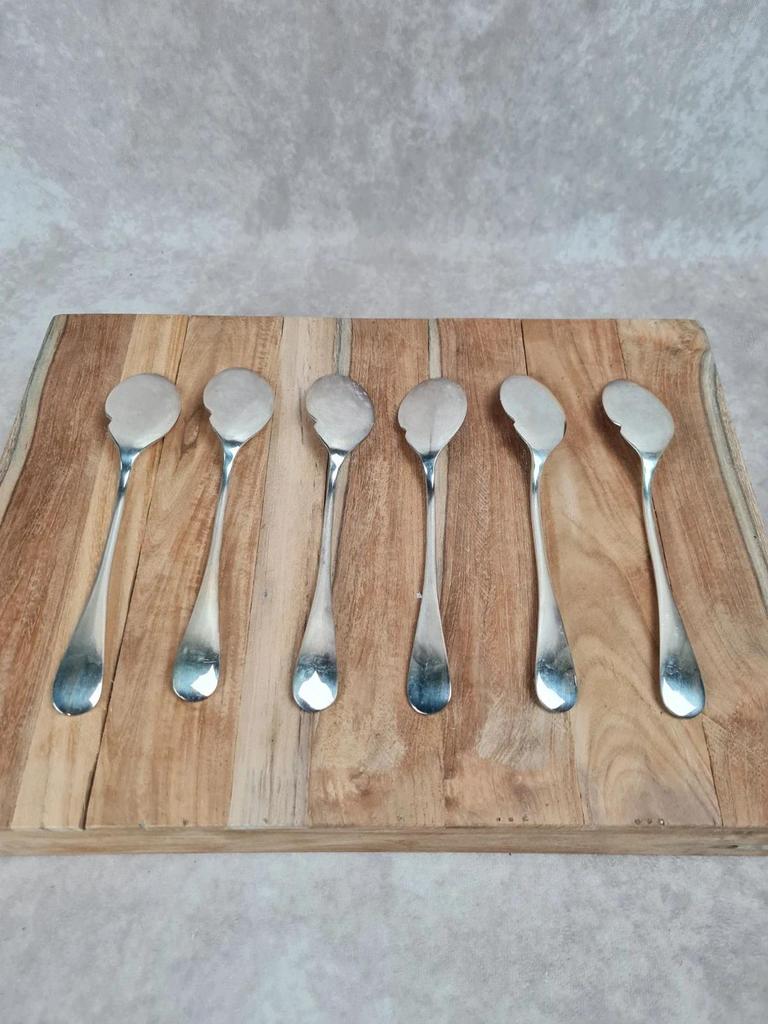 Lot de 6 cuillères à entremets en métal argenté – poinçon 30g